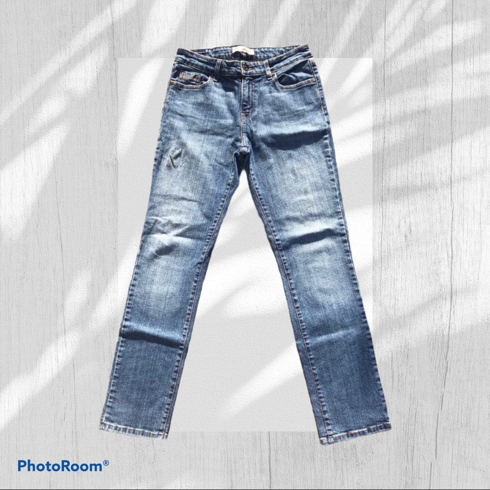 Levi’s Straight Leg Mid Rise Jeans 10